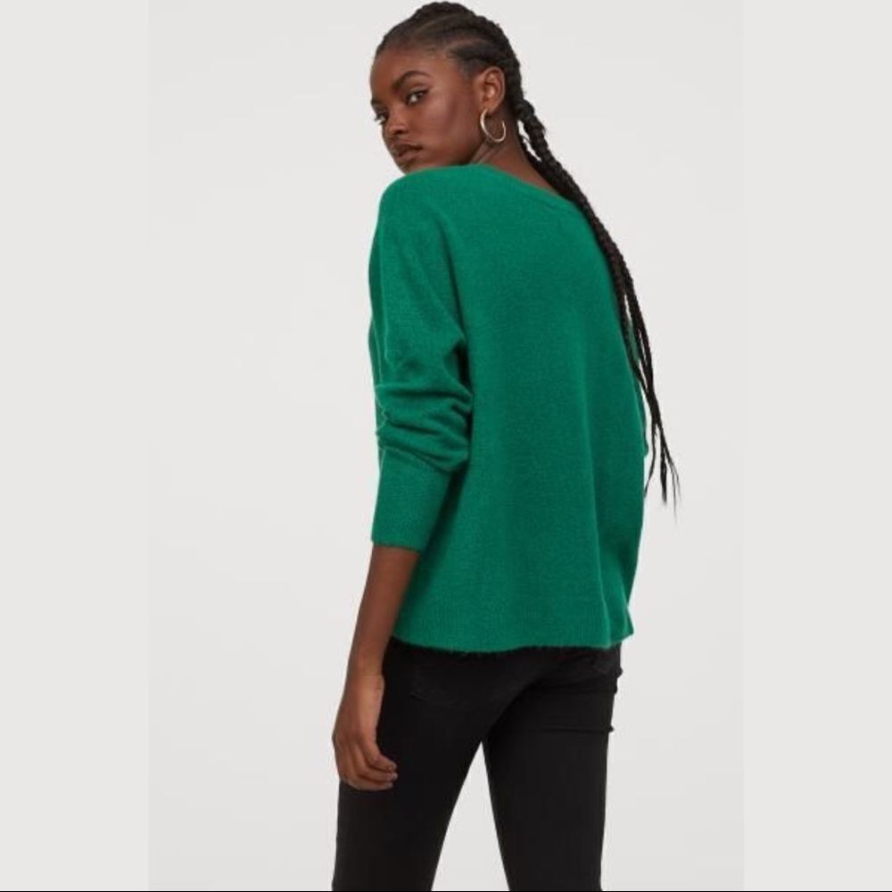 ✨ H&M Fine-knit Sweater✨
